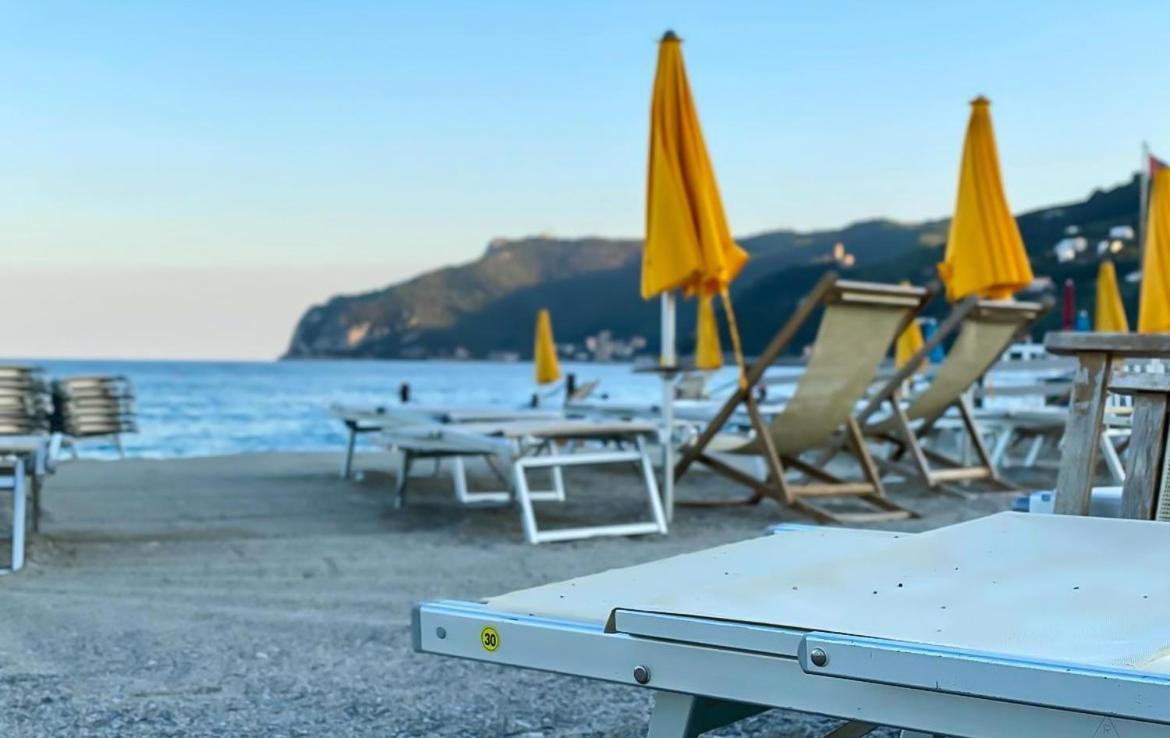 Casa Mariuccia - A Due Passi Dal Mare Leilighet Savona Eksteriør bilde